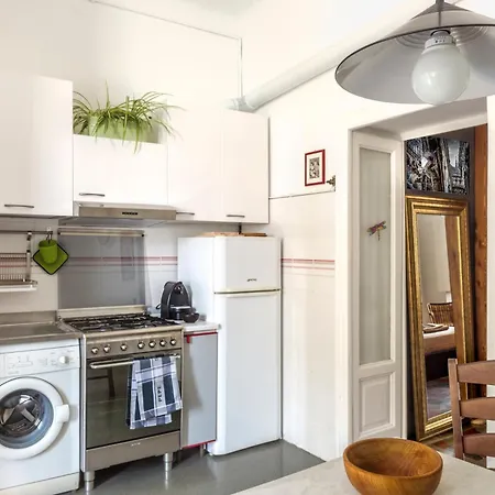 Apartman Typical Milanese Flat