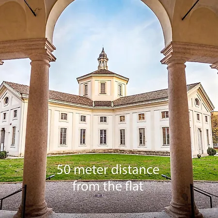 Typical Milanese Flat Apartman *